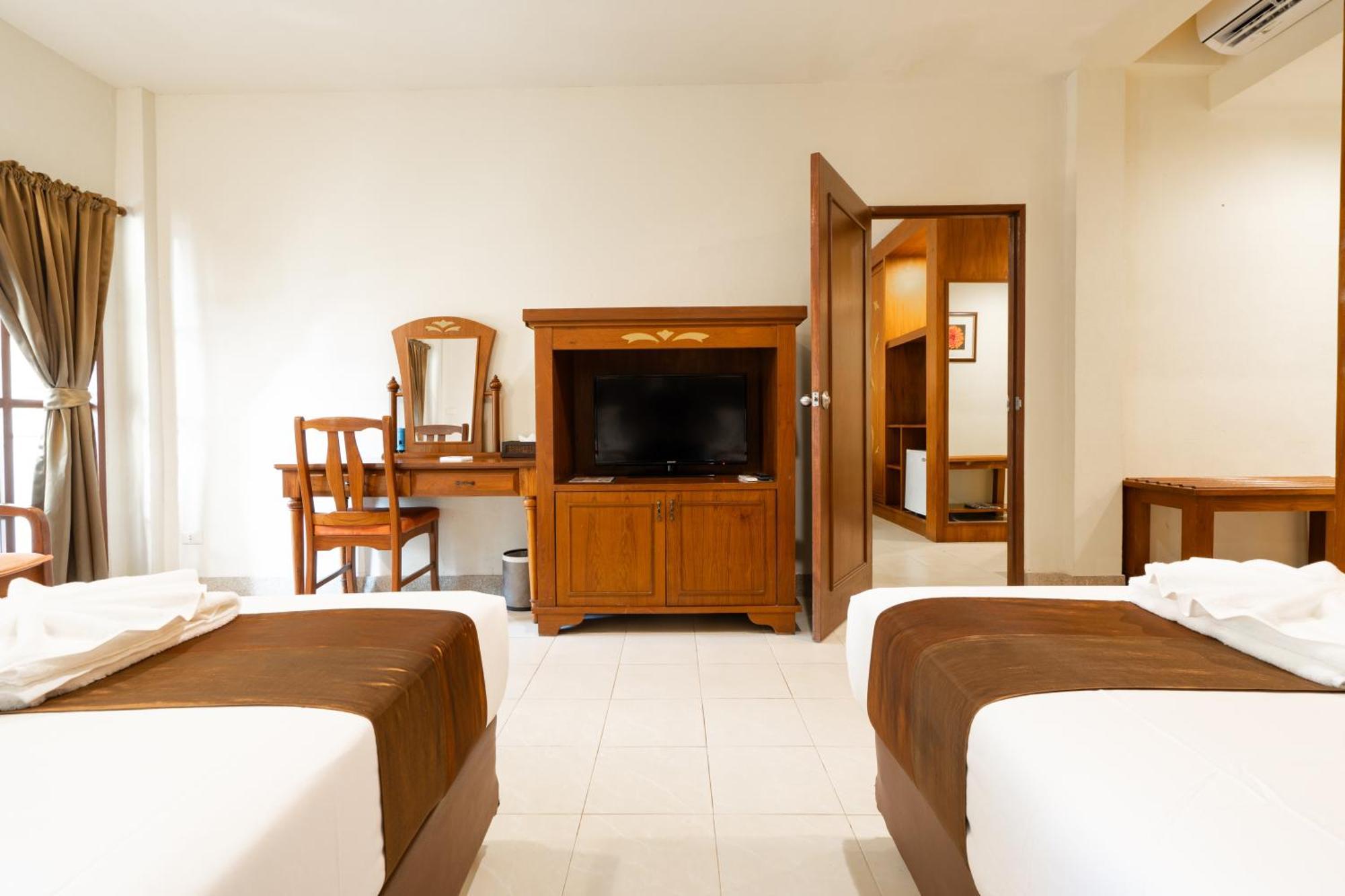 Phuket Leelavadee Hua Ting Resort Patong Exterior photo